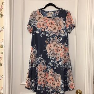 Dress, NWOT, loose fit size Medium